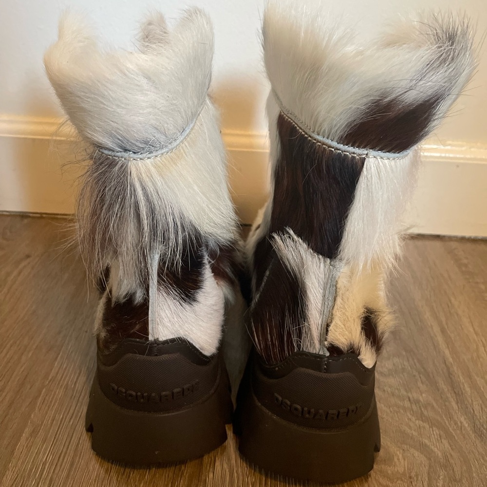 DSQUARED2 boots size 43